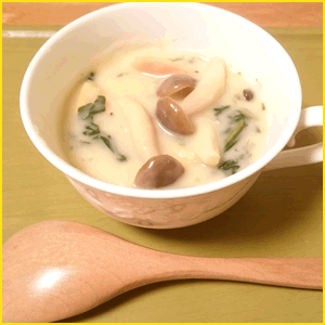 きのこスープ|たまごやシチューにも